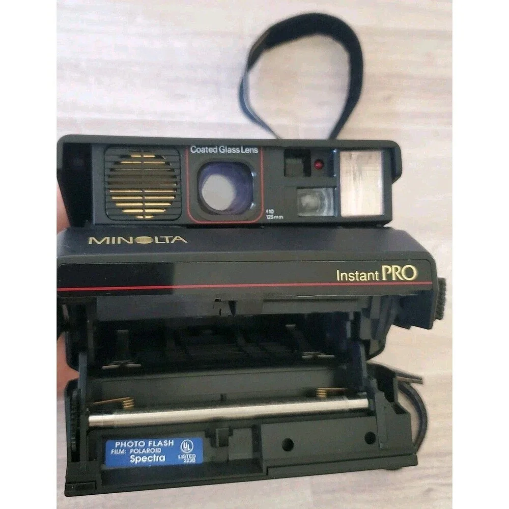 Vintage Minolta Instant Pro Polaroid Spectra Film Camera -not Tested Needs Film